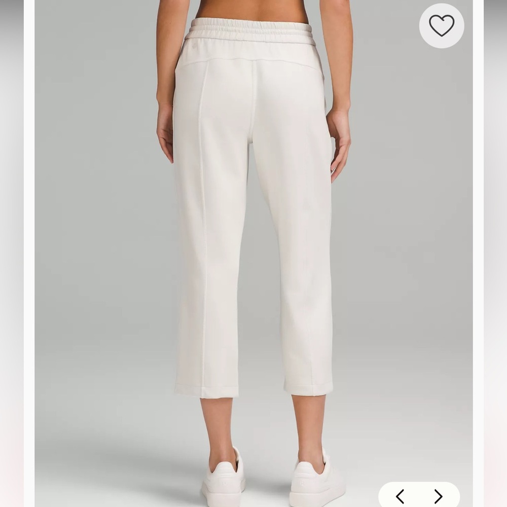 lululemon Softstreme High-Rise Straight-Leg Cropped Pant